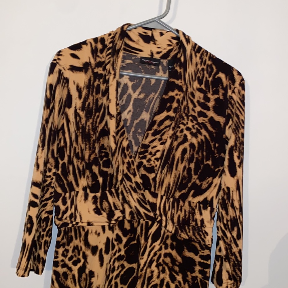 New York & Company leopard animal print top - Picture 2 of 5